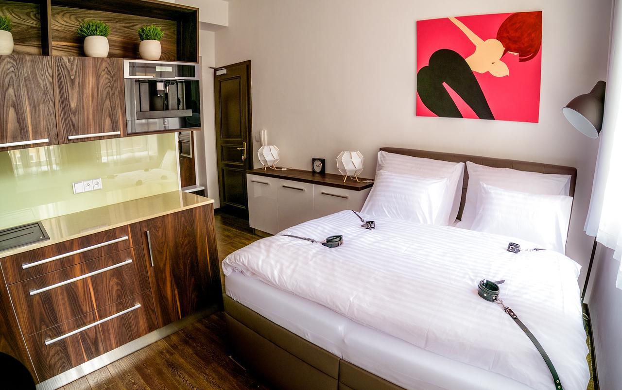 Fifty Shades Of Gray Studio, City Center Hradec Králové Extérieur photo