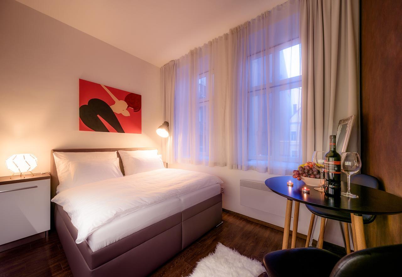 Fifty Shades Of Gray Studio, City Center Hradec Králové Extérieur photo